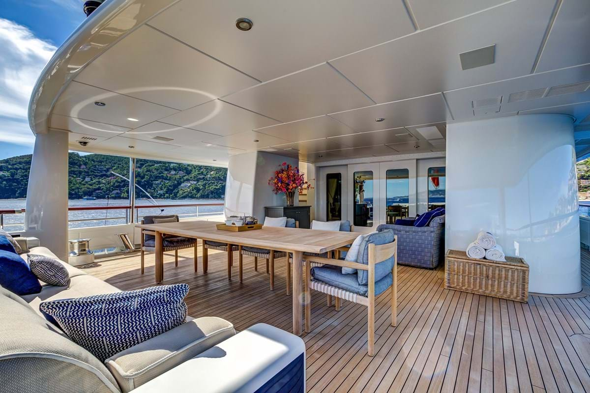 yacht interior suppliers